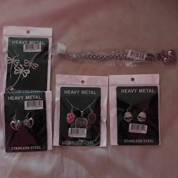 NWT Stainless Steel Jewelry Bundle of 5 - Picture 1 of 6